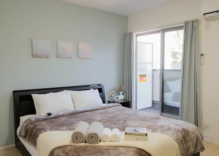 Room Near Korea Town And Osaka Expo